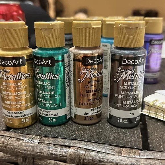 DecoArt Dazzling Metallics Acrylic Colors bundle